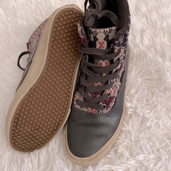 Vans mid top sneakers - Picture 7 of 9